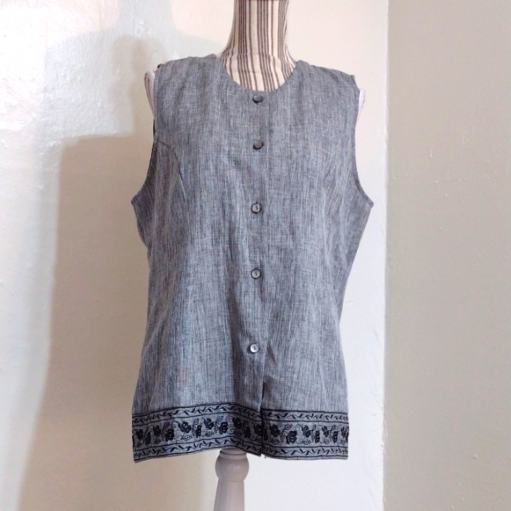 Basic Equipment Vintage Button Front Sleeveless T… - image 1